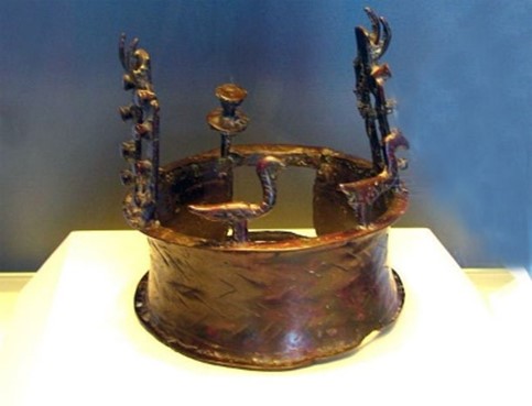 Bronze crown
